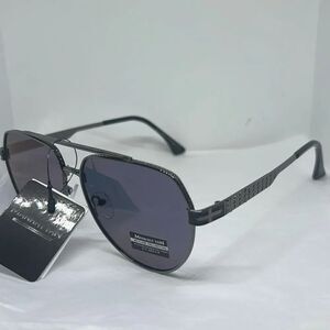 Manhattan Collection Aviator Sunglasses – Maximum UV Protection – Designer Metal